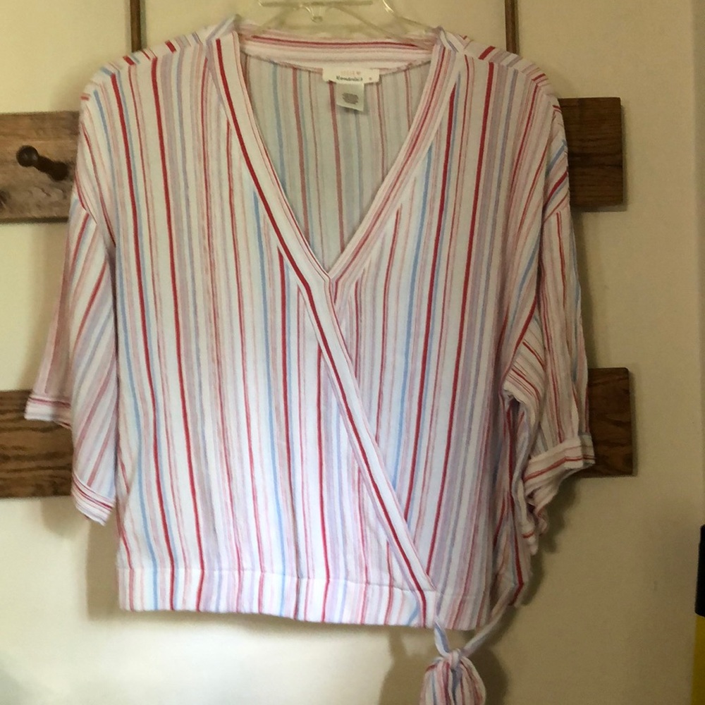 Urban Romantics cropped top